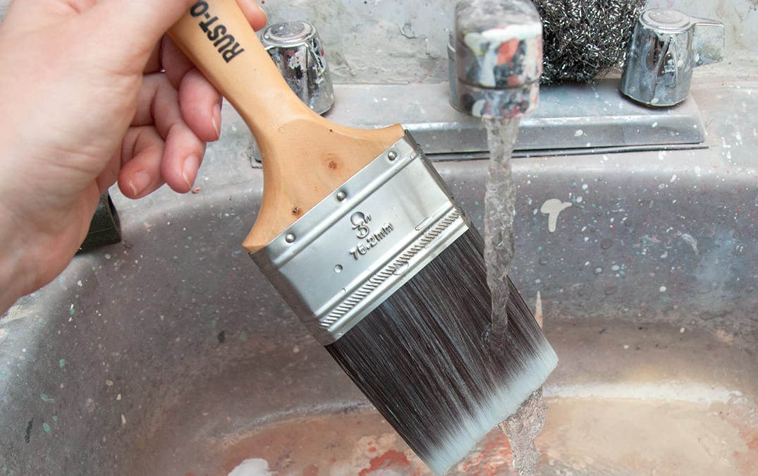 How to Remove Enamel Paint from Paint Brushes