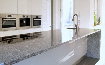 Best Cleaners for Granite Countertops 2021 (With How to Use Guides)